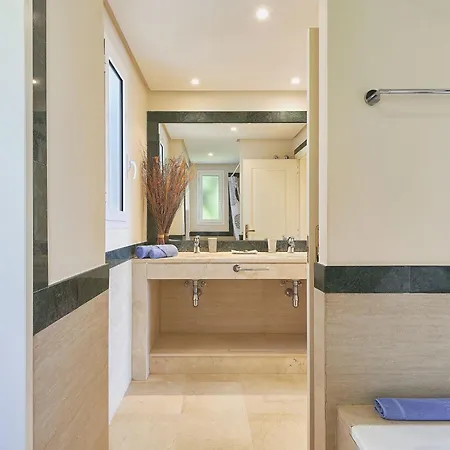 Altos De La Quinta By Interhome *